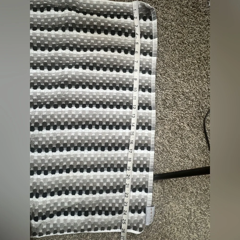 Deborah‎ Connolly Home Set White Charcoal Bath Towels with Fringe
